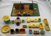 Fisher Price Little People Play Room #909 - 1971 - Very Good Condition