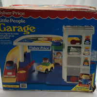 Fisher Price Little People Action Garage in Box - 1990 - Very Good Condition