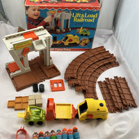 Fisher Price Little People Lift and Load Railroad #943 - Complete - 1978 - Great Condition