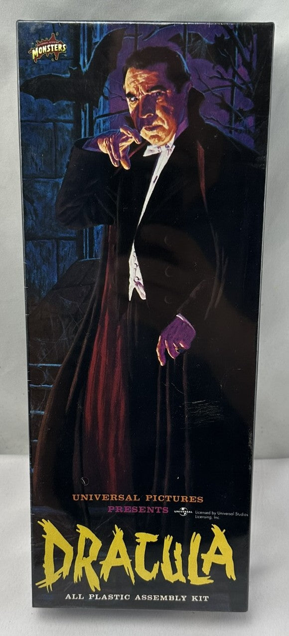 Dracula Universal Monster Model Kit - Aurora - 1999 - New/Sealed