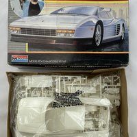 Miami Vice Ferrari Testarossa 1:24 Model Kit - Monogram - New