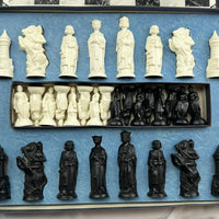 Renaissance Chessmen Chess Set - 1959 - E.S. Lowe - Very Good Condition