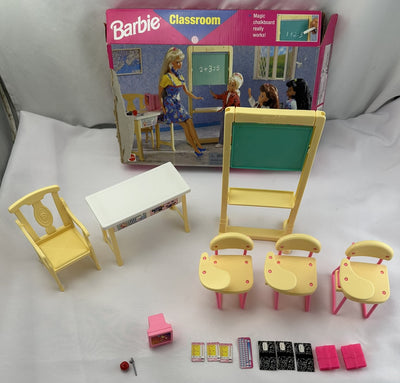 Barbie Classroom Playset - 1997 - Very Good Condition