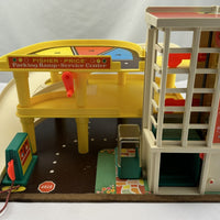 Fisher Price Little People Action Garage - 1970 - Great Condition