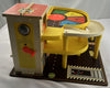 Fisher Price Little People Action Garage - 1970 - Great Condition