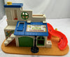 Fisher Price Little People Sesame Street Clubhouse #937 - 1976 - Great Condition