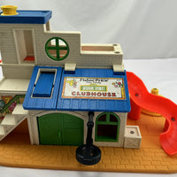 Fisher Price Little People Sesame Street Clubhouse #937 - 1976 - Great Condition