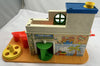 Fisher Price Little People Sesame Street Clubhouse #937 - 1976 - Great Condition