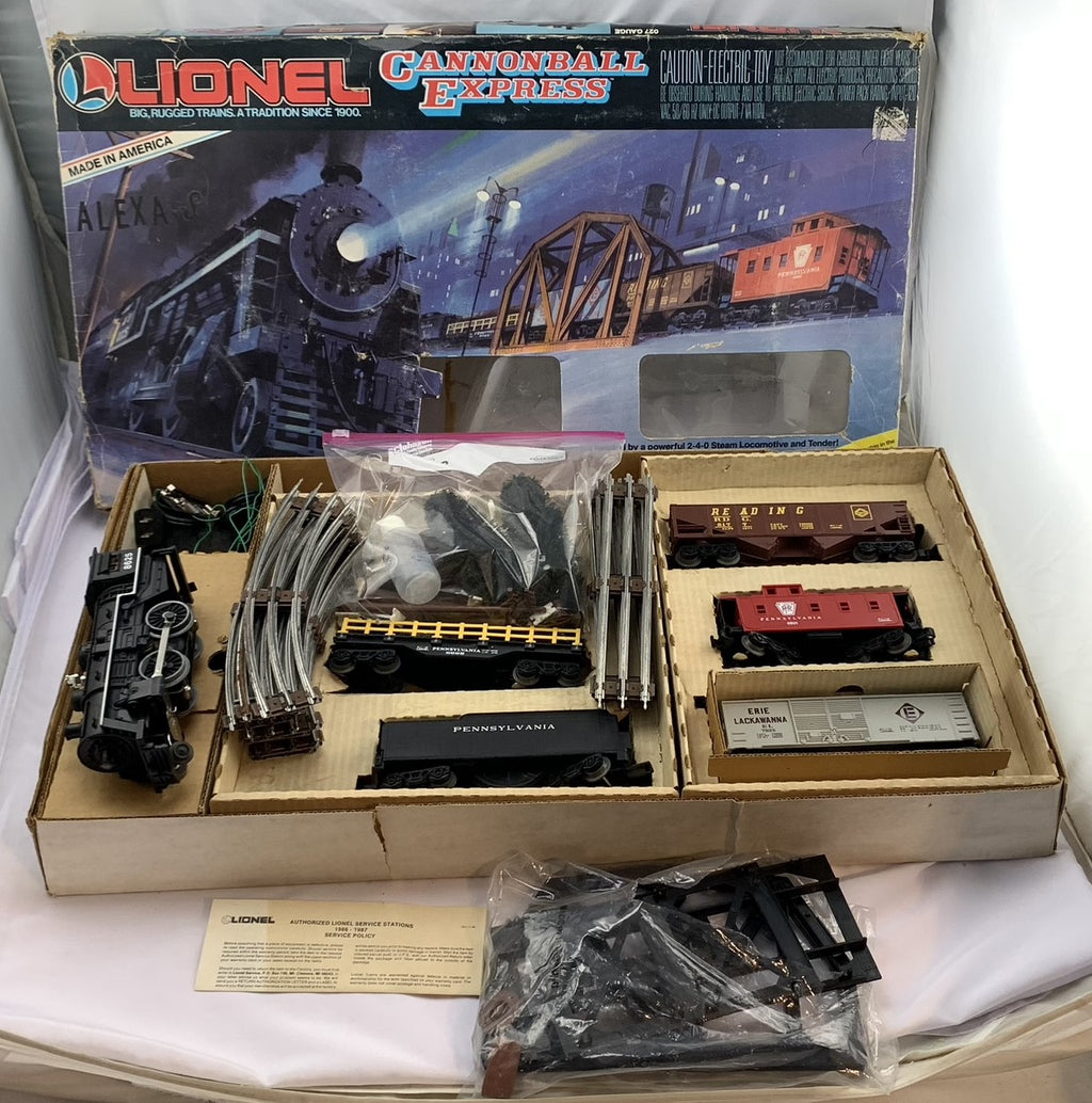 Lionel cannonball store train set