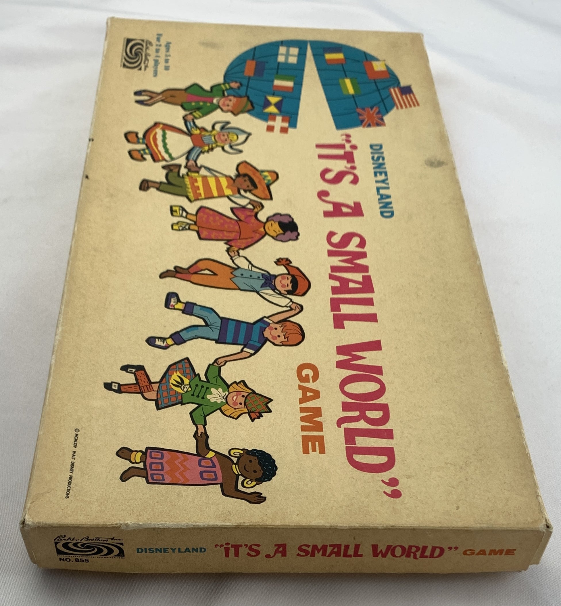 Its a Small World Game - 1967 - Parker Brothers - Great Condition