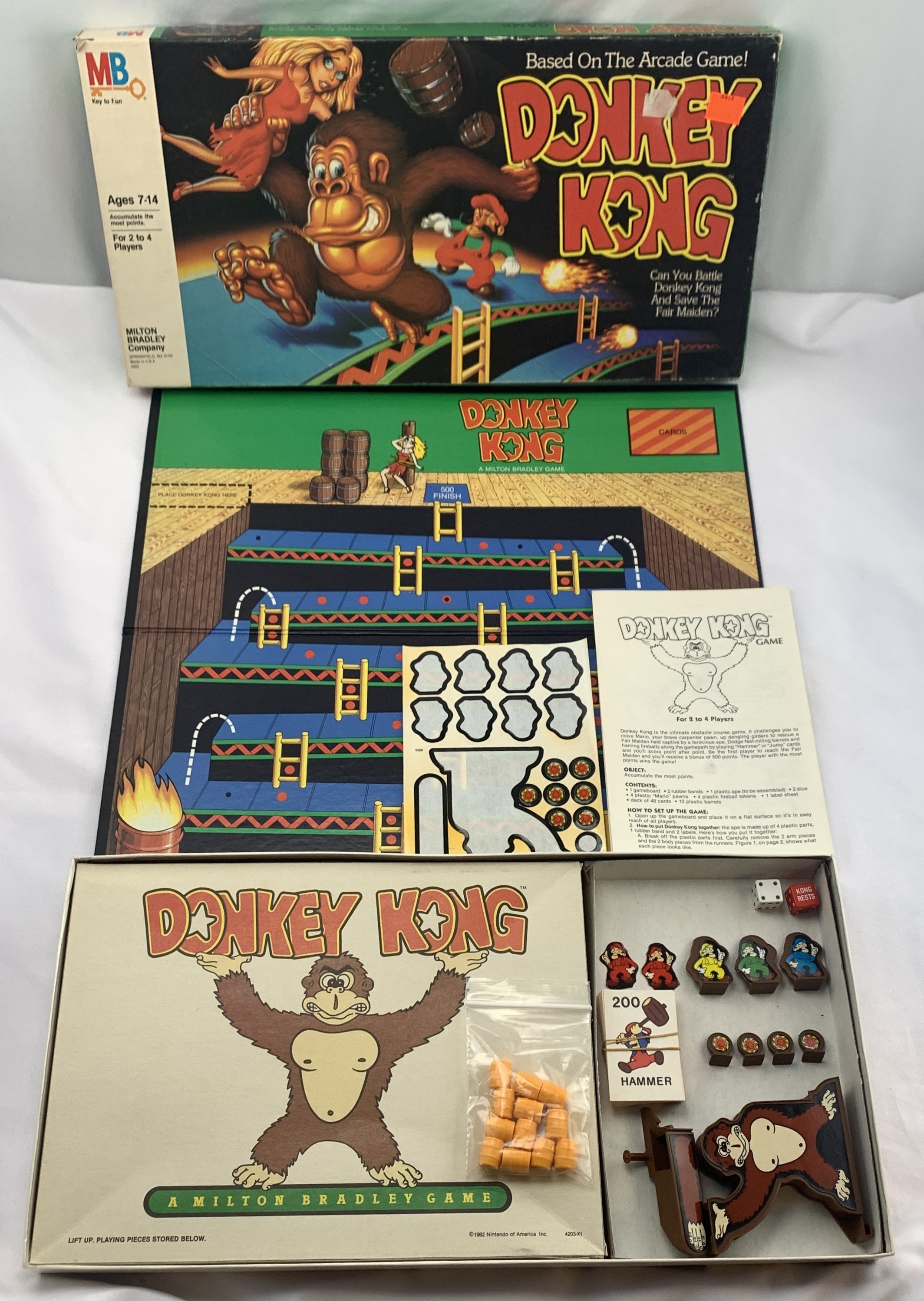 Donkey Kong Board Game - Milton Bradley - Good Condition