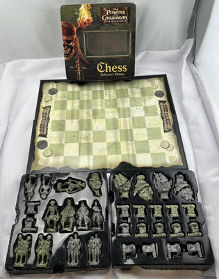 Pirates of the Caribbean Chess Game - 2006 - Disney - Great Condition