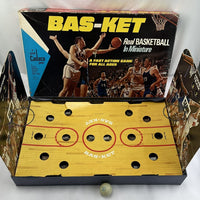 Bas-ket Game Miniature Basketball - 1969 - Cadaco - Good Condition