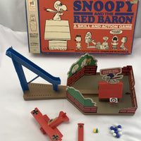 Snoopy and the Red Baron - 1970 - Milton Bradley - Very Good Condition