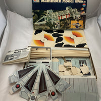 Mammoth Model Space 1999 - Milton Bradley - 1976 - Never Assembled