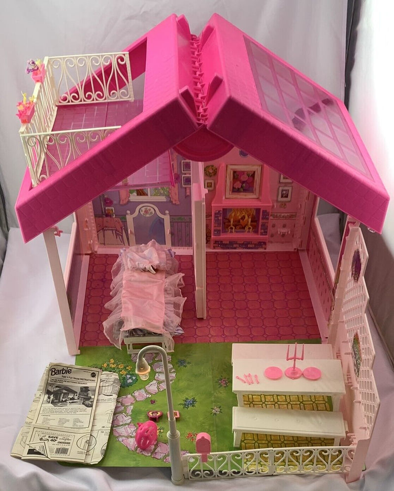 Barbie Fold N Fun Folding House IOB 1992 Very Good Condition Mandi s Attic Toys